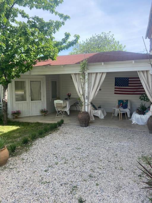 Maison Avec Jardin Et 3 Petits Chats , Proche Du Chateau Lacoste Le Puy-Sainte-Réparade Exterior foto